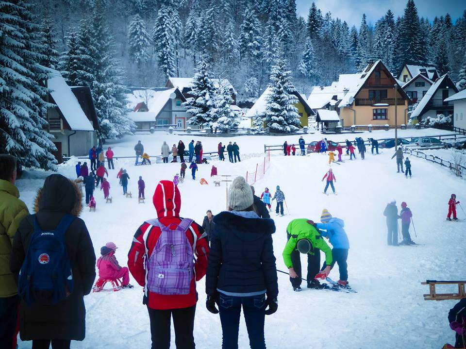 Velika zainteresovanost za ŠKOLU SKIJANJA u Ski centru Ponijeri