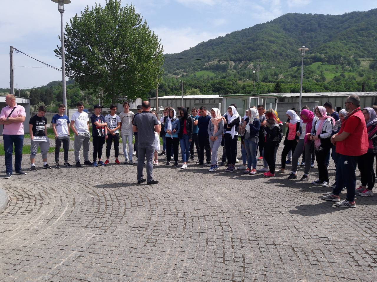 Danas upriličena posjeta Memorijalnom centru u Srebrenici – Aktivnost Muzeja Kaknja i OŠ “Ahmed Muradbegović” Donji Kakanj