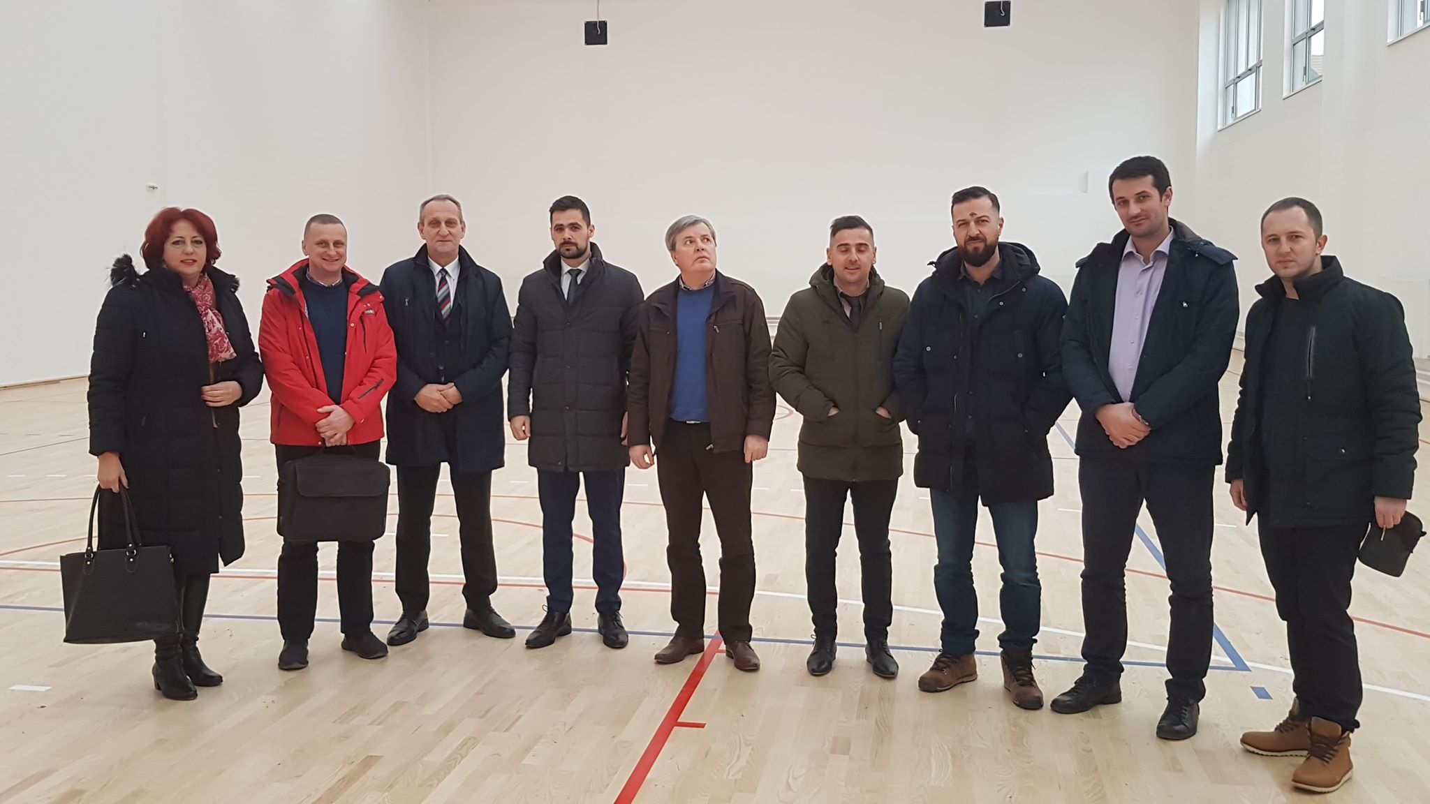 Kakanj posjetio Mensur Sinanović, ministar za obrazovanje, nauku, kulturu i sport ZDK – Upriličen je i obilazak novoizgrađene sportske dvorane