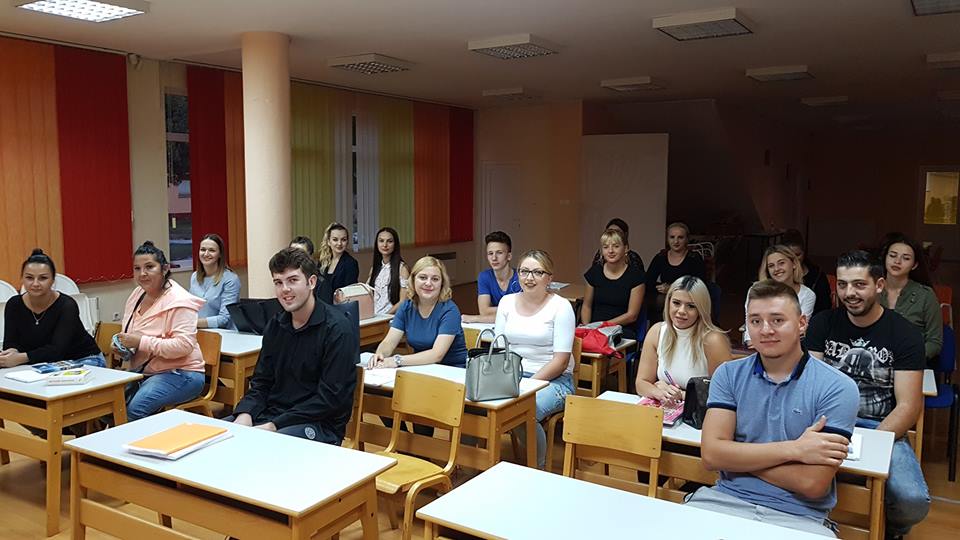 Veliko interesovanje za strane jezike u JU KSC Kakanj – Više od 150 polaznika, formirano osam grupa…