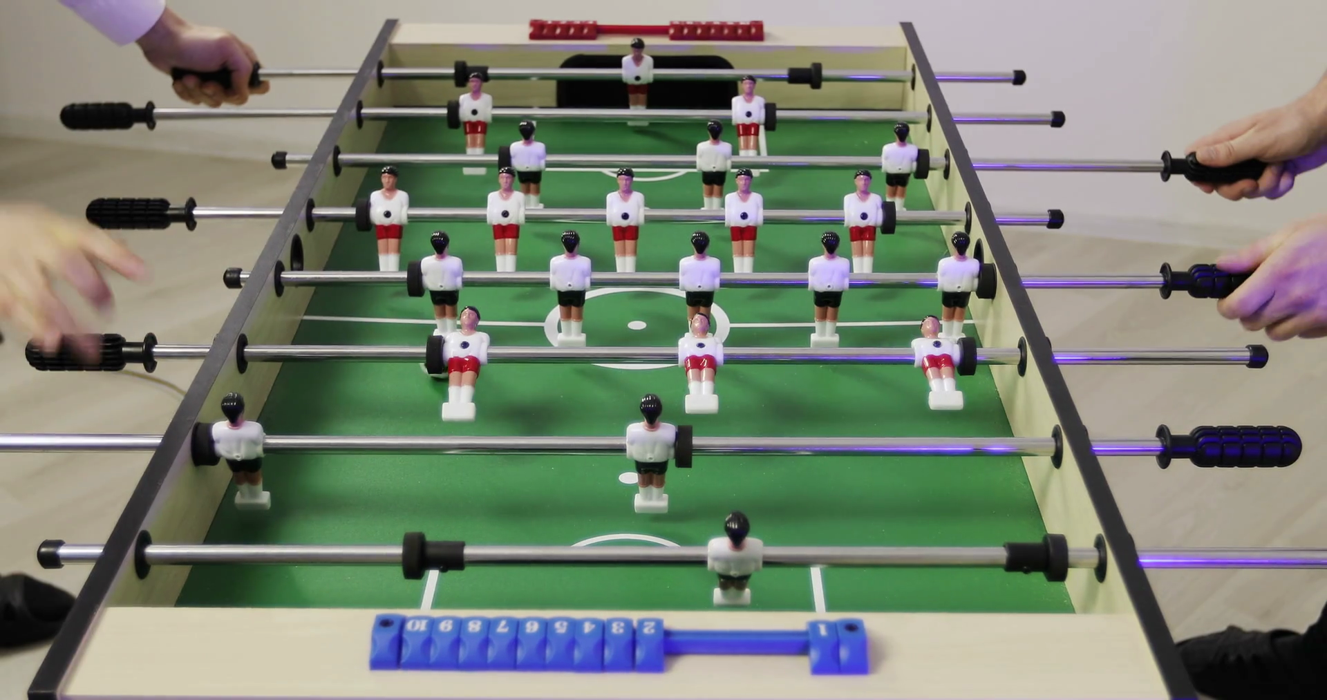 Turnir u stolnom fudbalu: Mini fudbal (turnir za dječake s malim golovima)